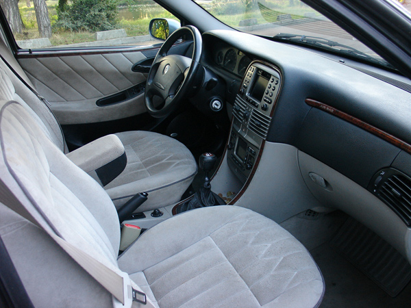 Lybra-FM5-small.jpg